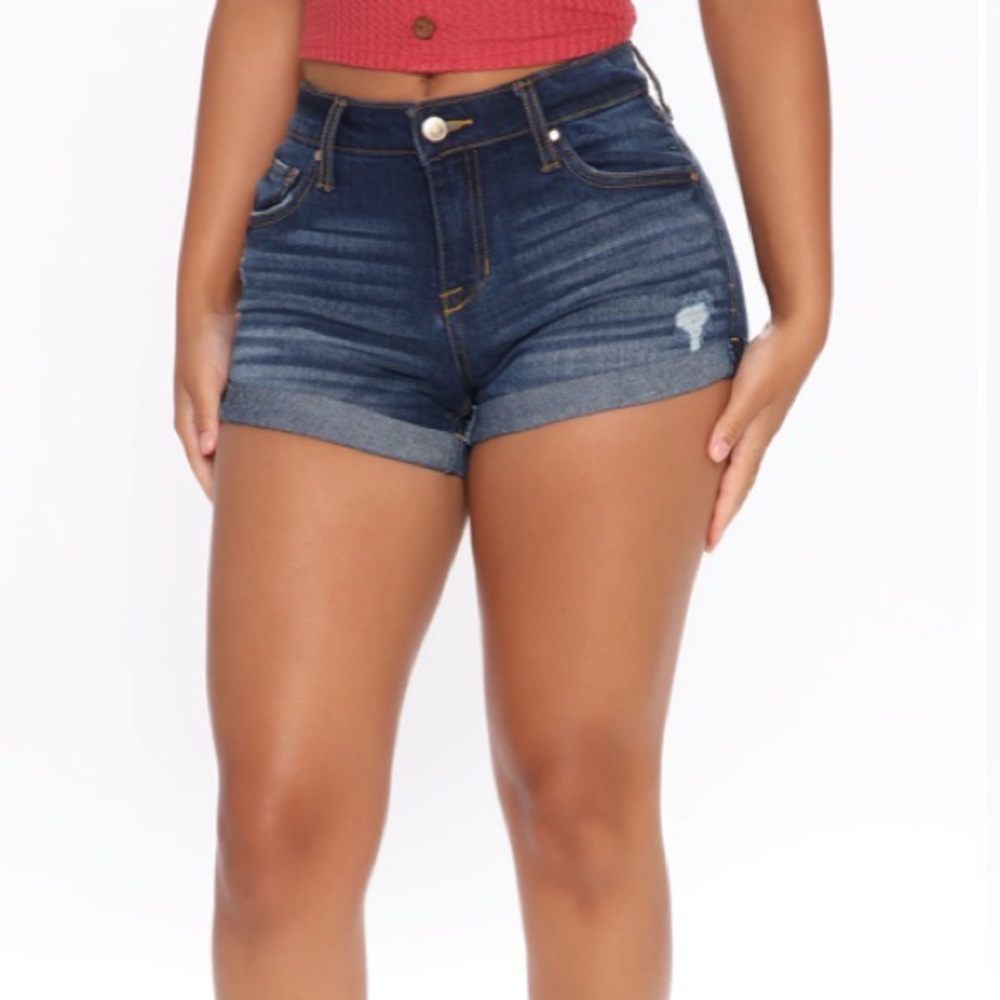 FASHIONNOVA Jules Mid Rise Denim Shorts - Medium Blue Wash